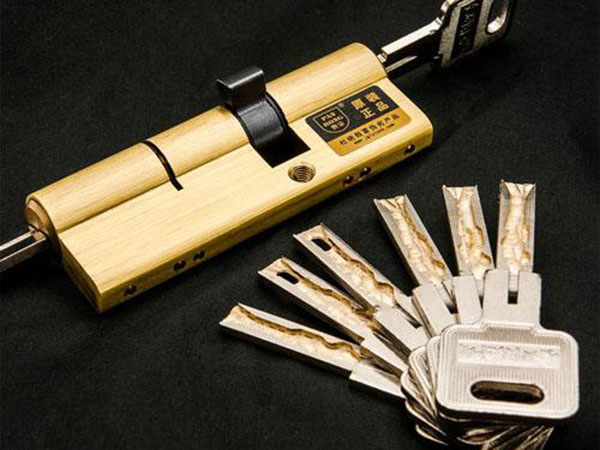 綦江24小时上门开锁公司